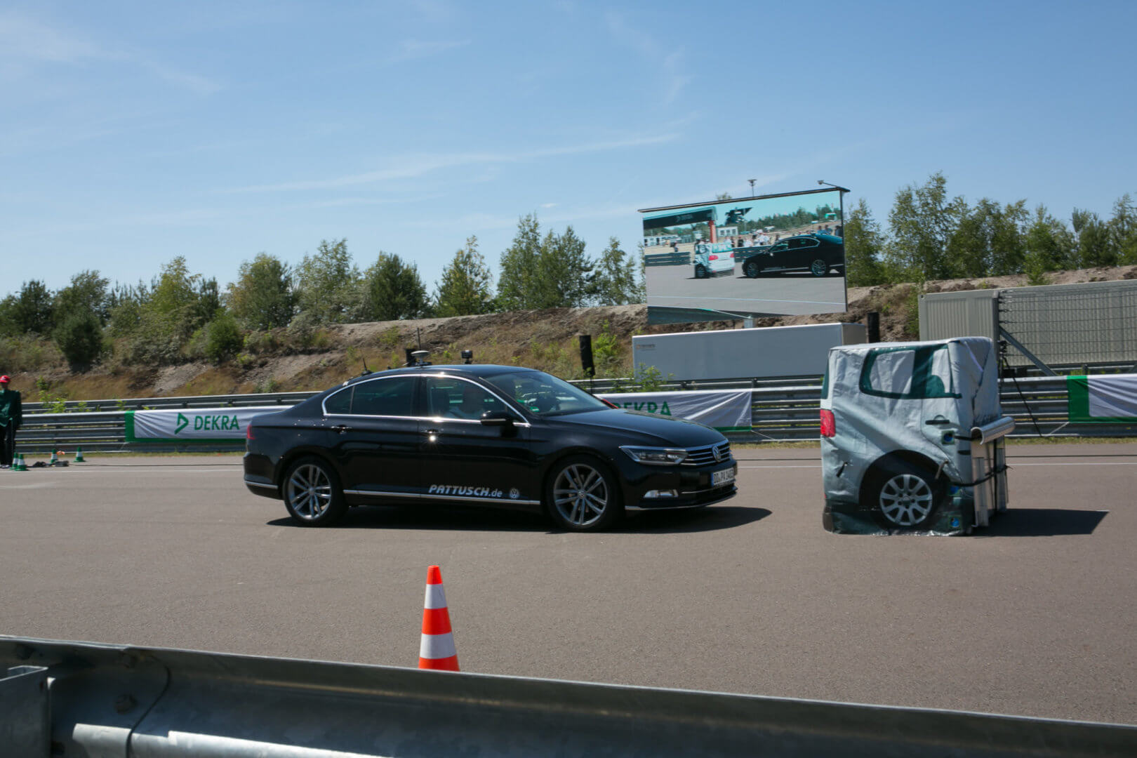 Aufprallsimulation mit einem Auto