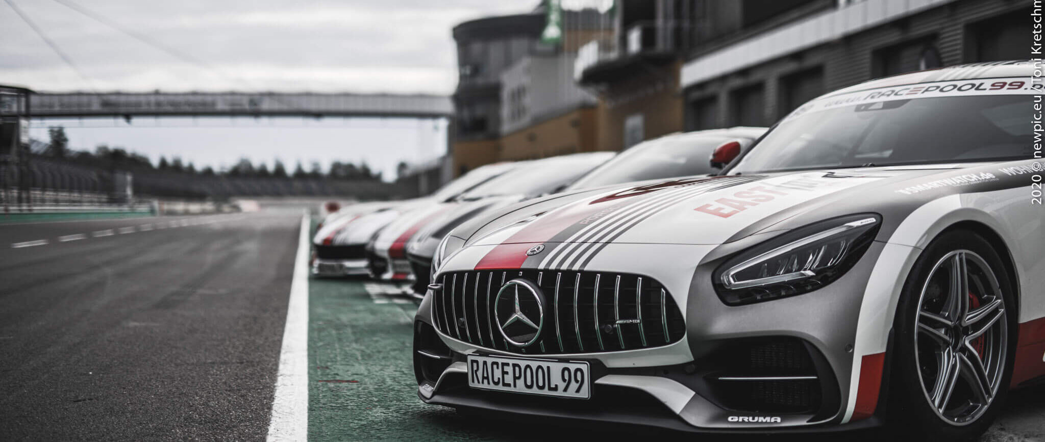 Fahrt mit dem Renntaxi auf der Grand-Prix-Strecke des DEKRA Lausitzrings